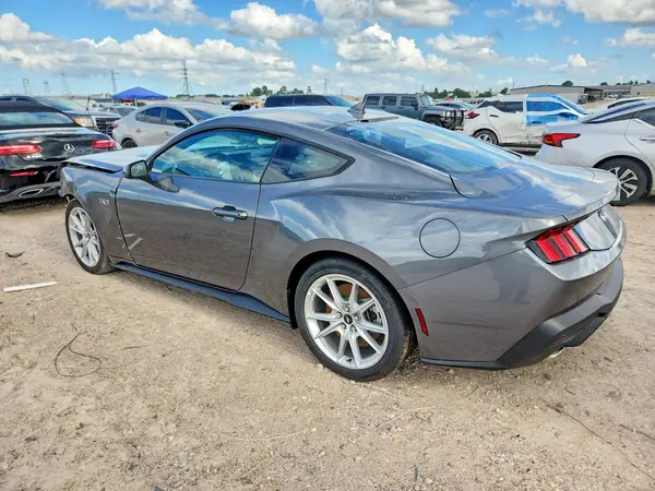 1FA6P8CF3T5406680 2026 FORD MUSTANG - Image 2