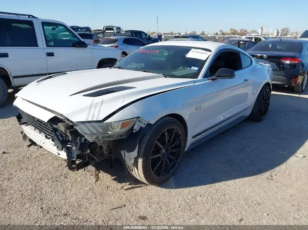 1FA6P8CF4G5201388 2016 FORD MUSTANG - Image 2