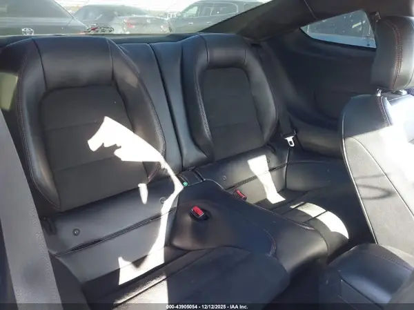 1FA6P8CF4G5201388 2016 FORD MUSTANG - Image 8
