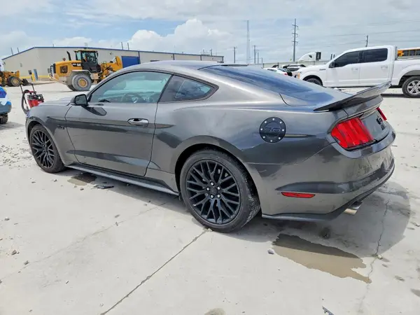 1FA6P8CF4G5206137 2016 FORD MUSTANG - Image 2