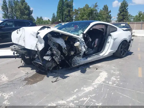 1FA6P8CF4G5215758 2016 FORD MUSTANG - Image 2