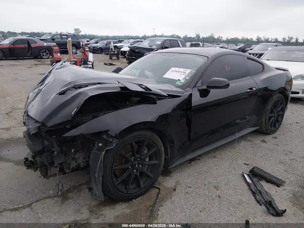 1FA6P8CF4G5260361 2016 FORD MUSTANG - Image 2