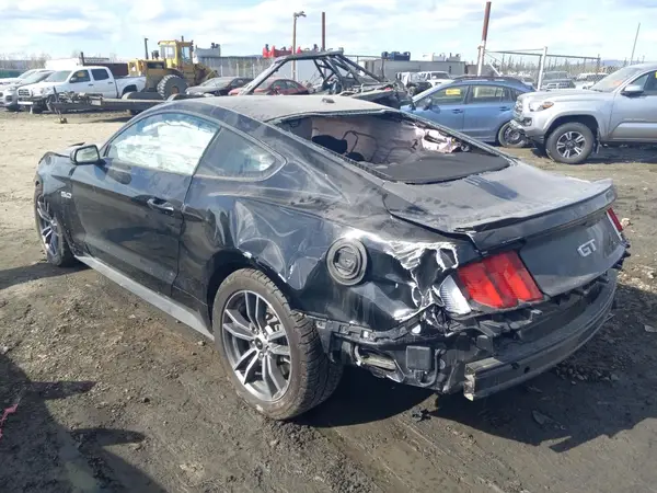 1FA6P8CF4G5323815 2016 FORD MUSTANG - Image 2