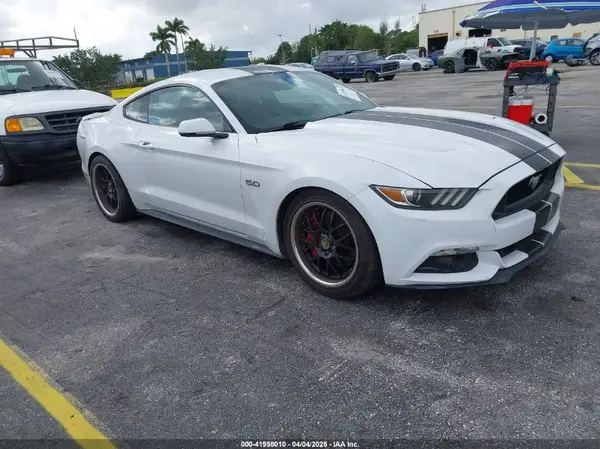 1FA6P8CF4G5326469 2016 FORD MUSTANG - Image 1