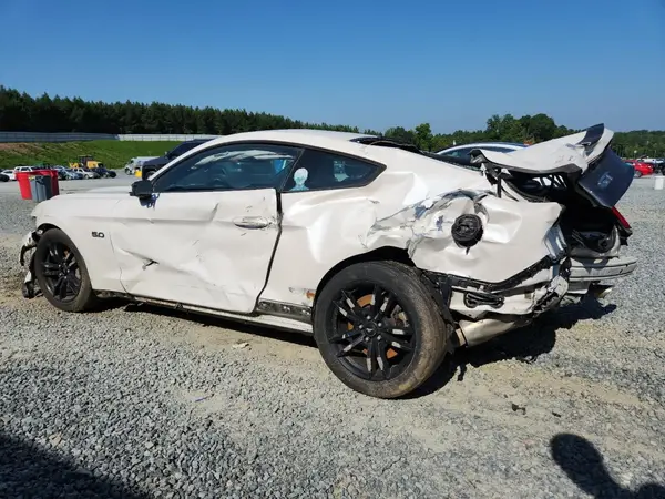 1FA6P8CF4H5203157 2017 FORD MUSTANG - Image 2