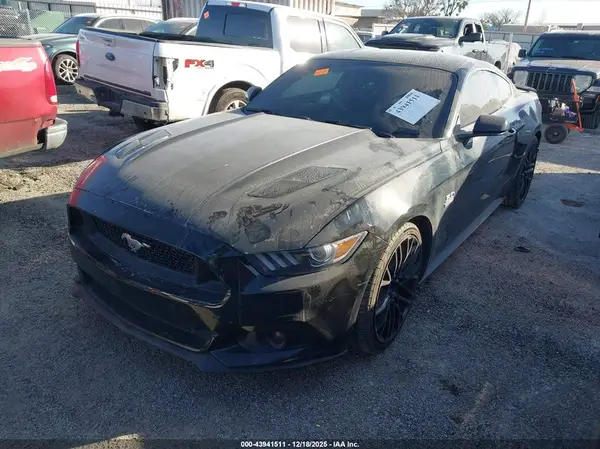 1FA6P8CF4H5235705 2017 FORD MUSTANG - Image 2