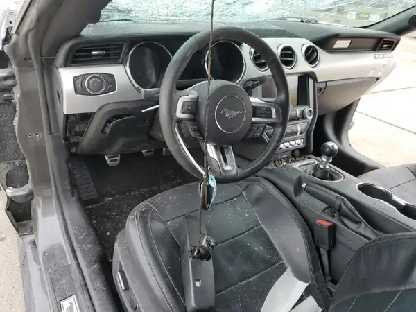 1FA6P8CF4H5320009 2017 FORD MUSTANG - Image 8