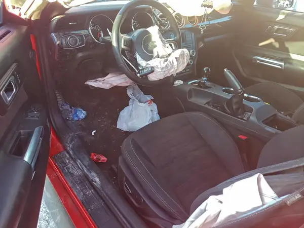 1FA6P8CF4H5320785 2017 FORD MUSTANG - Image 8