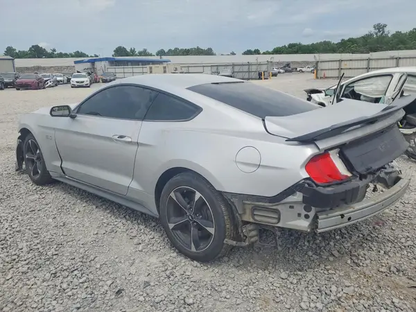 1FA6P8CF4J5184020 2018 FORD MUSTANG - Image 2