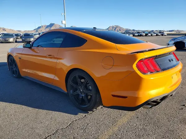 1FA6P8CF4K5186089 2019 FORD MUSTANG - Image 2