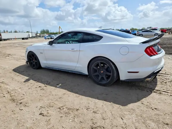 1FA6P8CF4L5160223 2020 FORD MUSTANG - Image 2