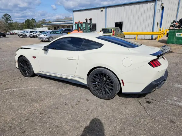 1FA6P8CF4S5399754 2025 FORD MUSTANG - Image 2
