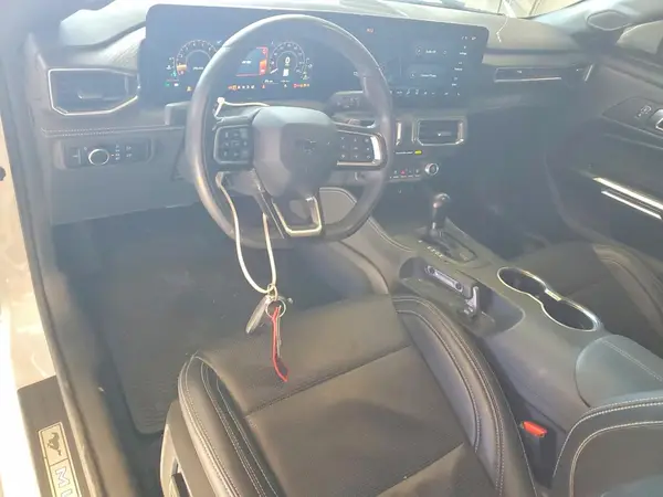 1FA6P8CF4S5400451 2025 FORD MUSTANG - Image 8