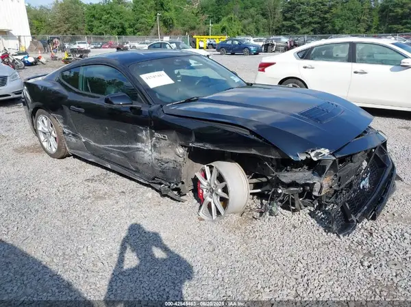 1FA6P8CF4S5403821 2025 FORD MUSTANG - Image 1
