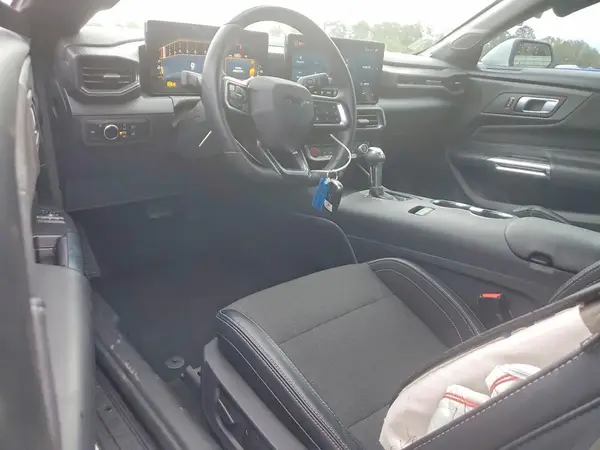 1FA6P8CF4S5405150 2025 FORD MUSTANG - Image 8