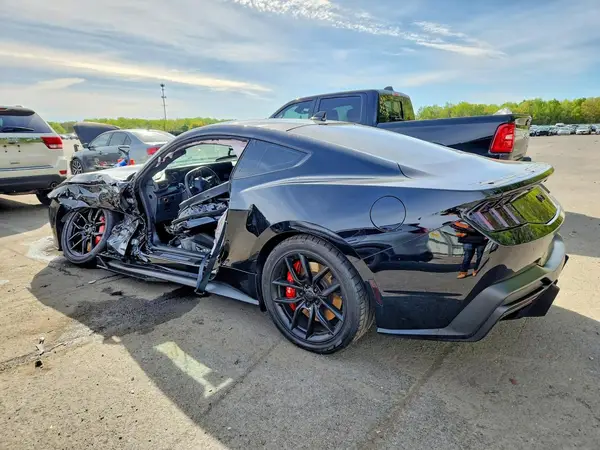 1FA6P8CF4S5410834 2025 FORD MUSTANG - Image 2