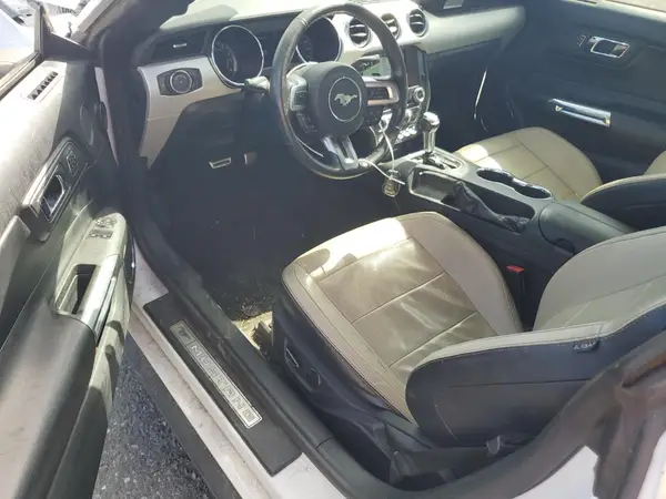 1FA6P8CF5G5226400 2016 FORD MUSTANG - Image 8