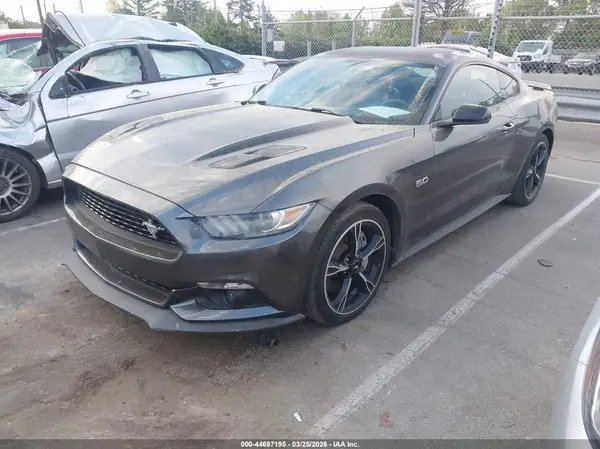 1FA6P8CF5G5228213 2016 FORD MUSTANG - Image 2