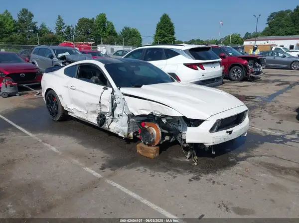 1FA6P8CF5H5207931 2017 FORD MUSTANG - Image 1