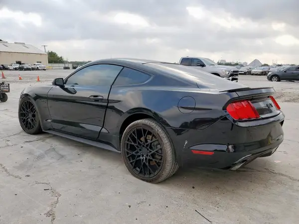 1FA6P8CF5H5229122 2017 FORD MUSTANG - Image 2