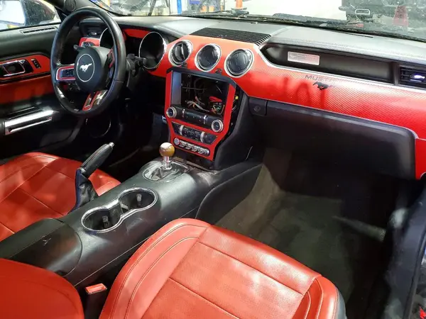 1FA6P8CF5H5329401 2017 FORD MUSTANG - Image 8