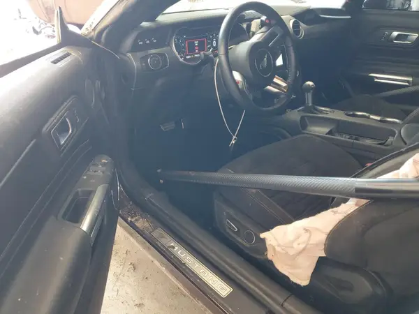 1FA6P8CF5J5146120 2018 FORD MUSTANG - Image 8