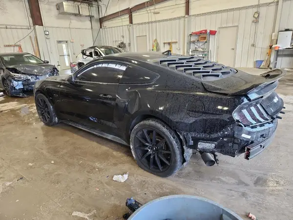 1FA6P8CF5J5178906 2018 FORD MUSTANG - Image 2