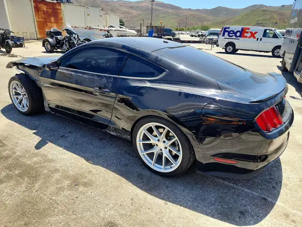 1FA6P8CF5J5180834 2018 FORD MUSTANG - Image 2