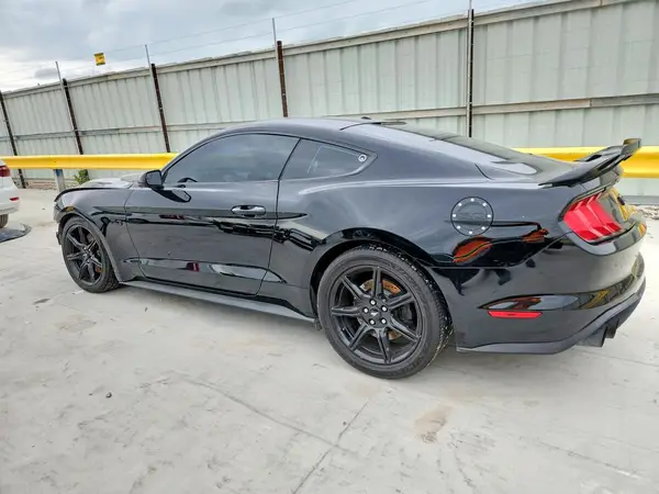 1FA6P8CF5L5136481 2020 FORD MUSTANG - Image 2