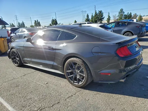 1FA6P8CF5N5136256 2022 FORD MUSTANG - Image 2