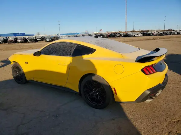 1FA6P8CF5R5410545 2024 FORD MUSTANG - Image 2