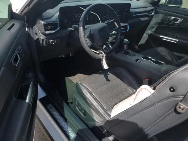 1FA6P8CF5R5417026 2024 FORD MUSTANG - Image 8