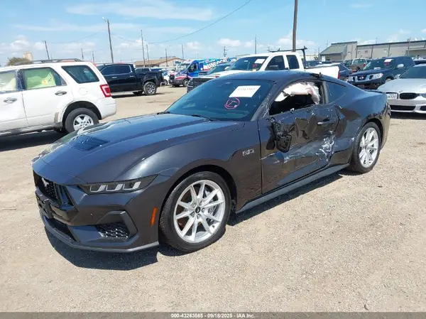 1FA6P8CF5R5429256 2024 FORD MUSTANG - Image 2