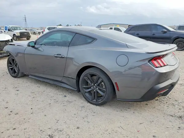 1FA6P8CF5S5401382 2025 FORD MUSTANG - Image 2