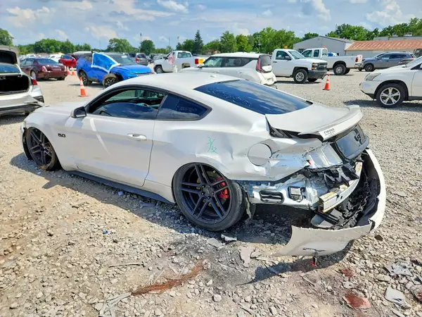 1FA6P8CF6H5209803 2017 FORD MUSTANG - Image 2