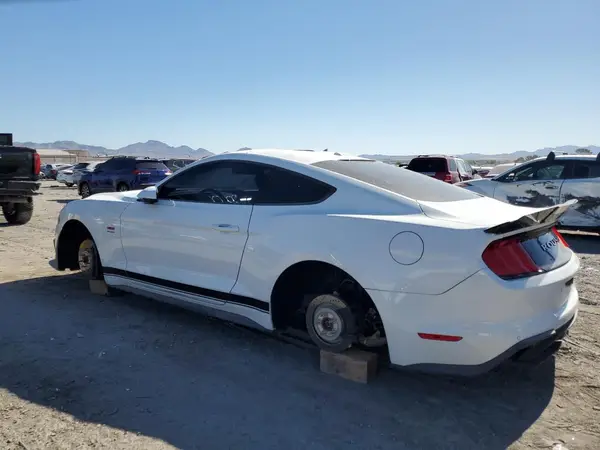 1FA6P8CF6J5146935 2018 FORD MUSTANG - Image 2