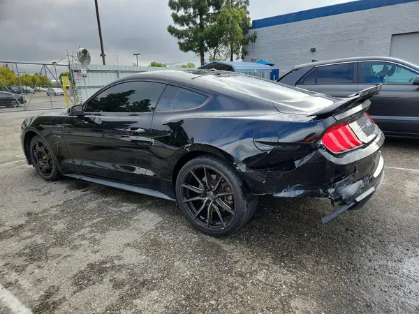 1FA6P8CF6J5172404 2018 FORD MUSTANG - Image 2