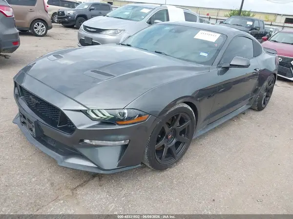 1FA6P8CF6K5134057 2019 FORD MUSTANG - Image 2