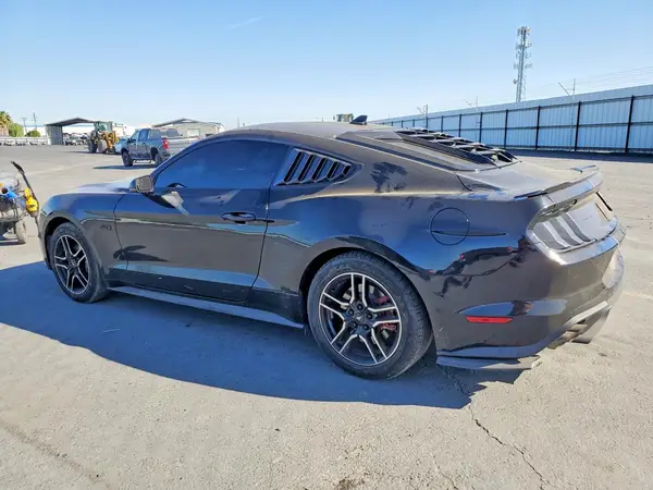 1FA6P8CF6L5136327 2020 FORD MUSTANG - Image 2