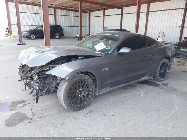 1FA6P8CF6M5113213 2021 FORD MUSTANG - Image 2