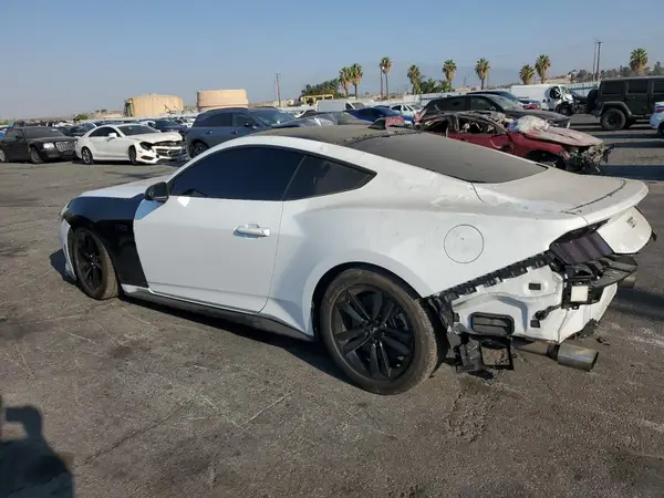 1FA6P8CF6R5409470 2024 FORD MUSTANG - Image 2
