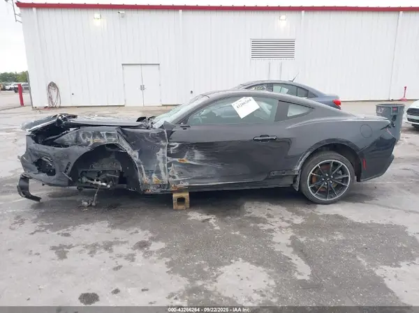 2024 FORD MUSTANG auction photo 6