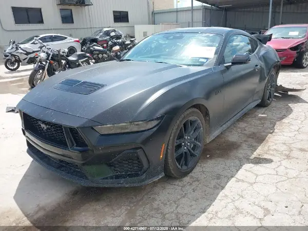 1FA6P8CF6R5427063 2024 FORD MUSTANG - Image 2