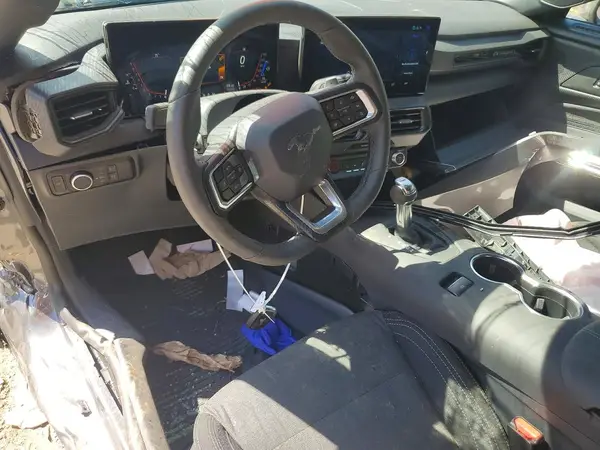 1FA6P8CF6T5400422 2026 FORD MUSTANG - Image 8