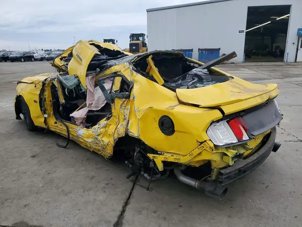 1FA6P8CF7G5328510 2016 FORD MUSTANG - Image 2