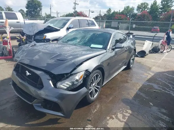 1FA6P8CF7H5208224 2017 FORD MUSTANG - Image 2