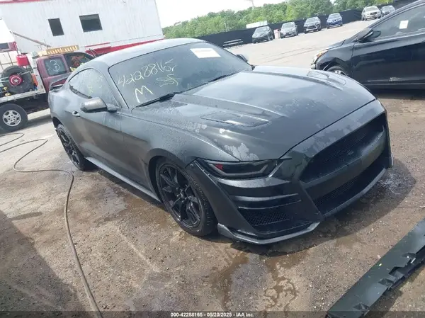 1FA6P8CF7H5228635 2017 FORD MUSTANG - Image 1