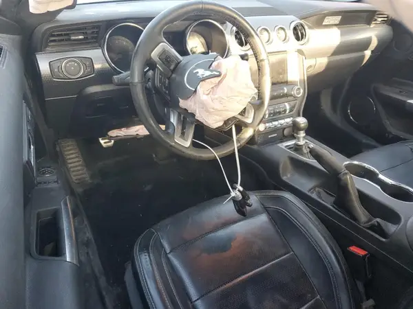 1FA6P8CF7H5240185 2017 FORD MUSTANG - Image 8
