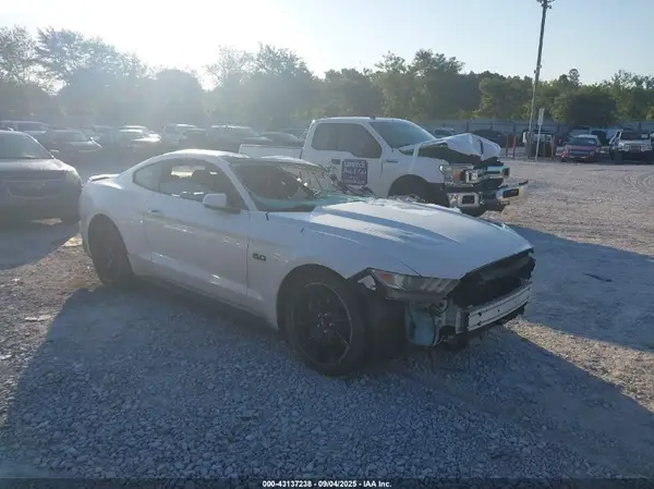 1FA6P8CF7H5255933 2017 FORD MUSTANG - Image 1