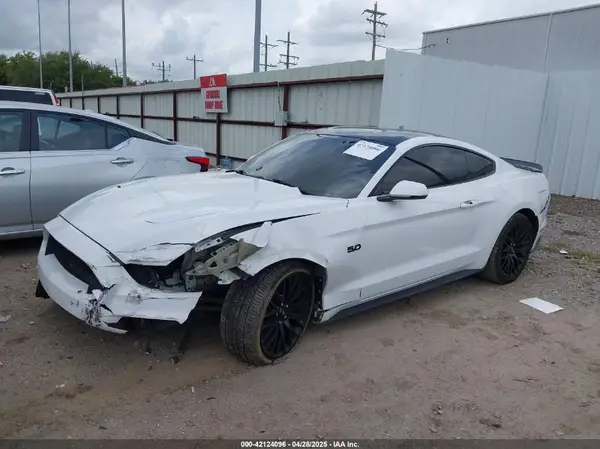 1FA6P8CF7H5256581 2017 FORD MUSTANG - Image 2